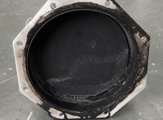 オイルが混入しているもののイメージ画像