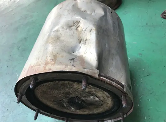 凹みがあるもののイメージ画像